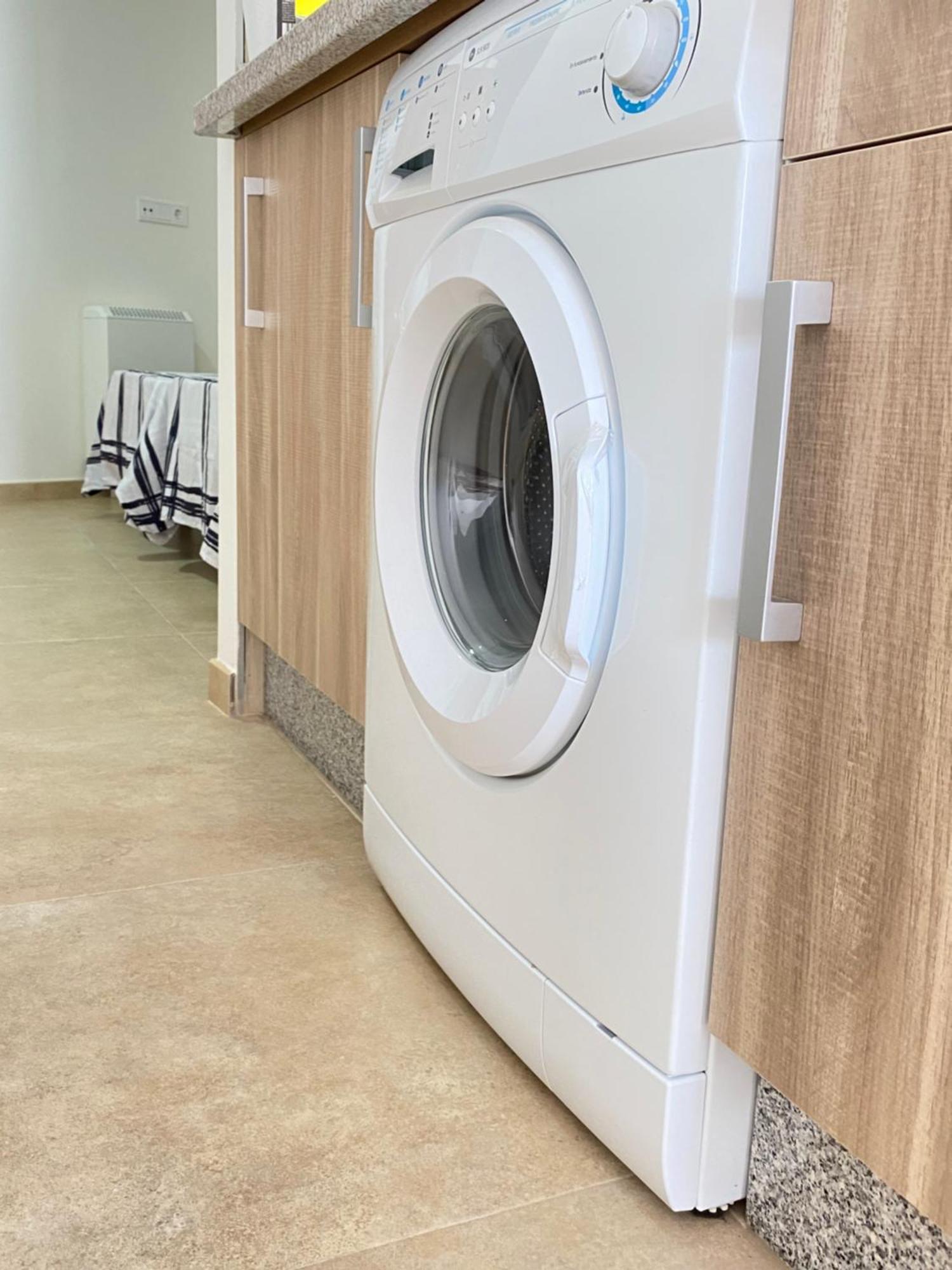Apartamentos Penaflor 瓜迪克斯 外观 照片