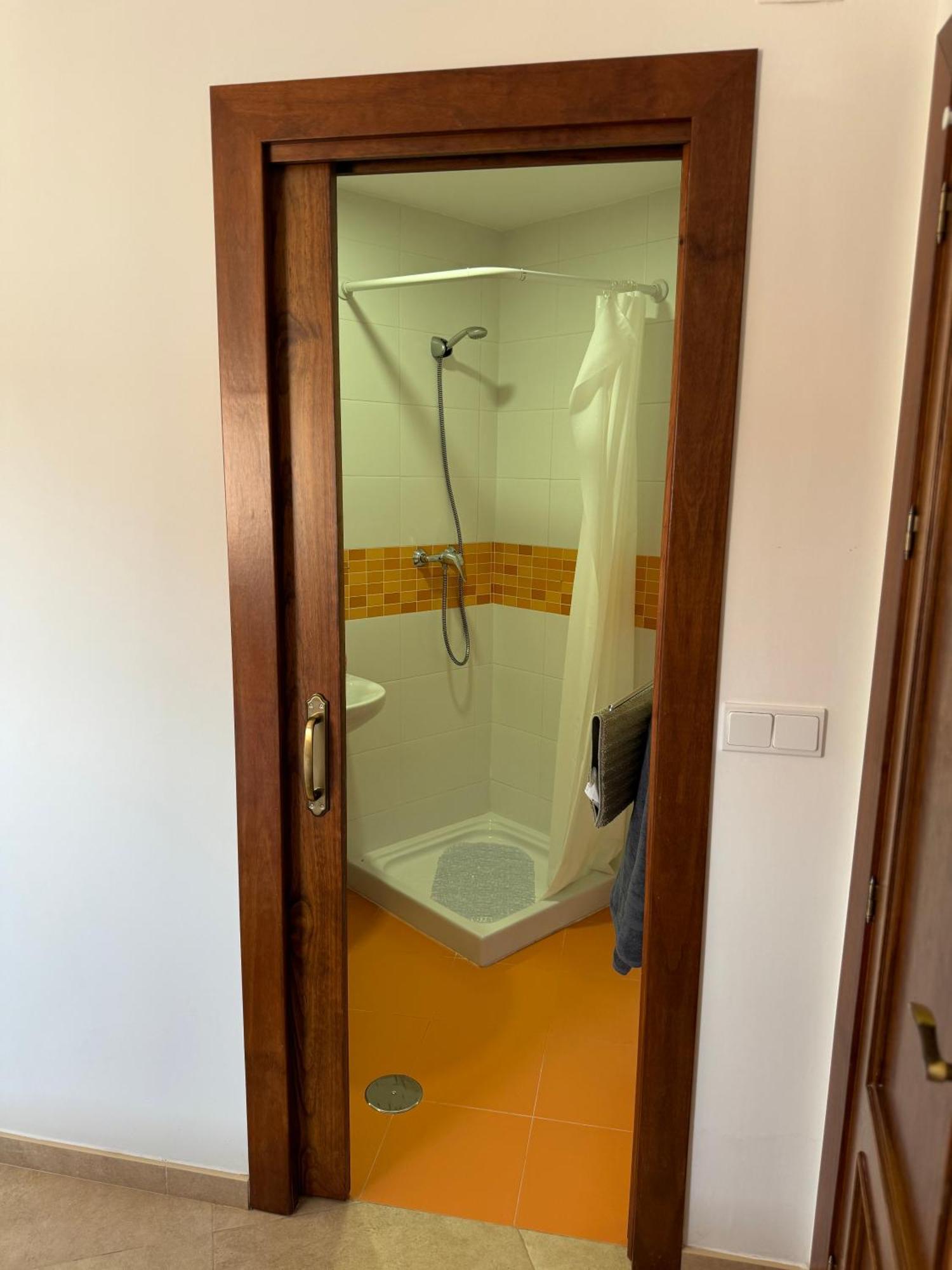 Apartamentos Penaflor 瓜迪克斯 外观 照片