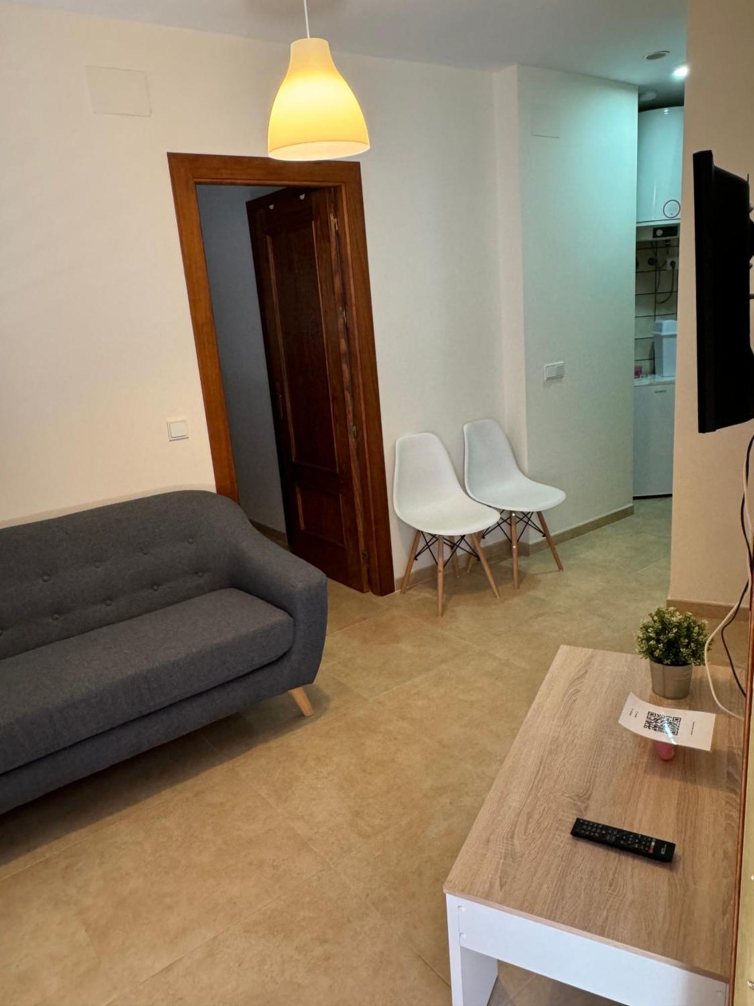 Apartamentos Penaflor 瓜迪克斯 外观 照片